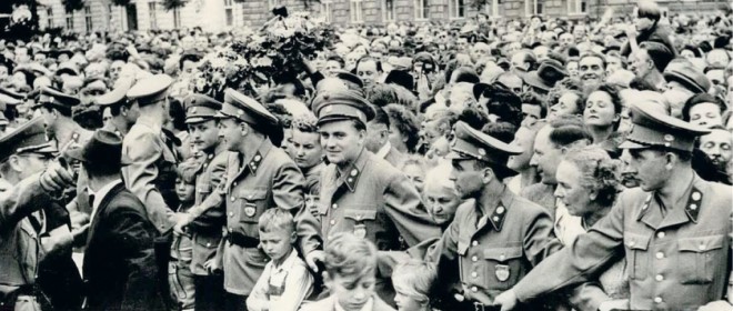 A szovjet csapatok kivonulnak Ausztriából